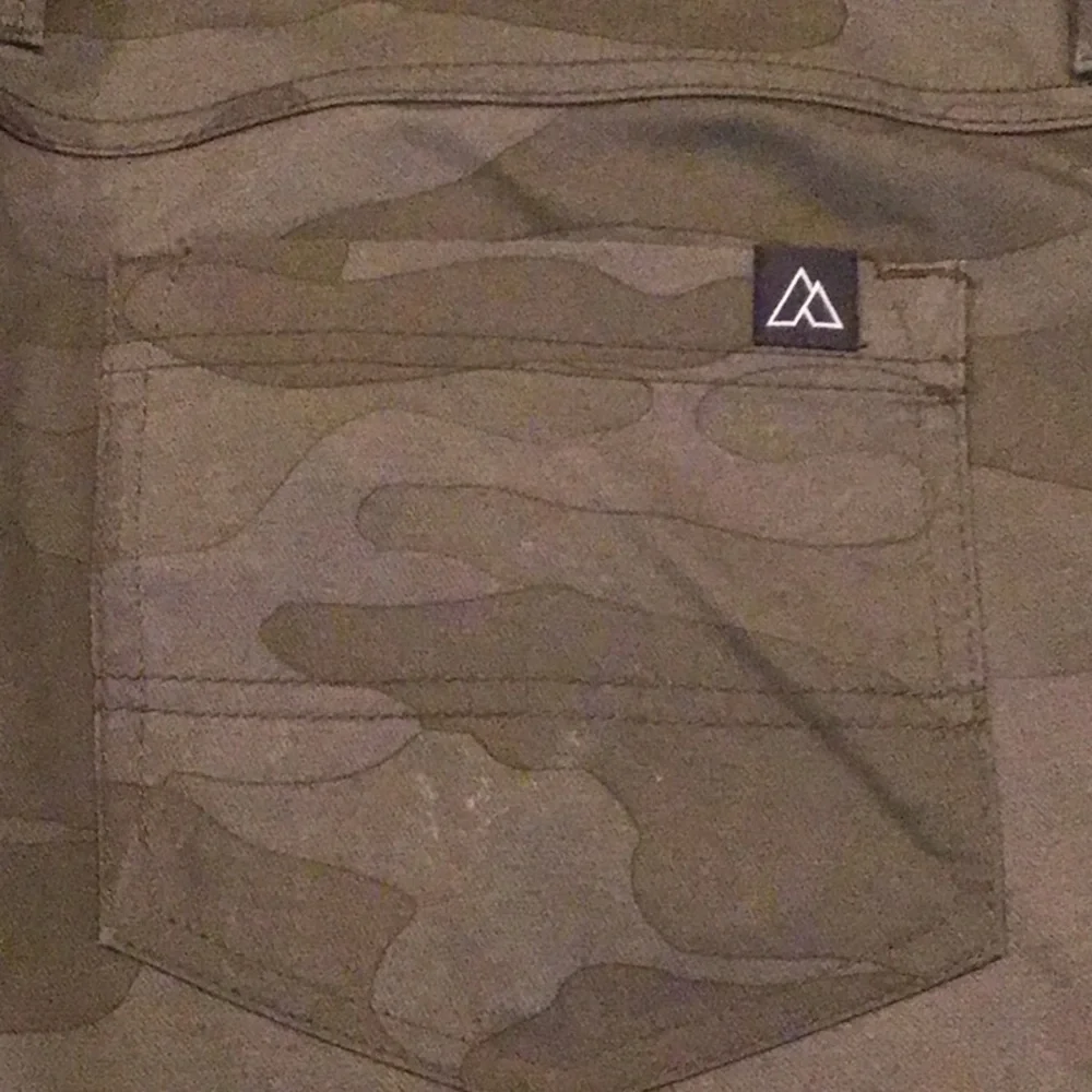Alpine Design shorts - Picture 6 of 6